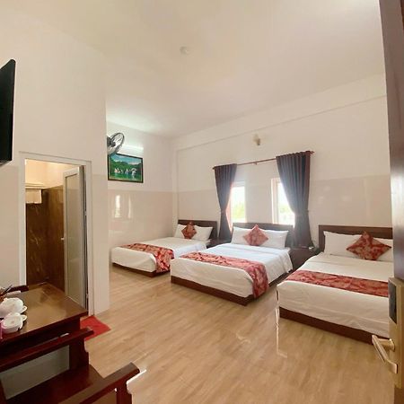 Hotel Khach San My Ngoc à Buôn Ma Thuột Extérieur photo
