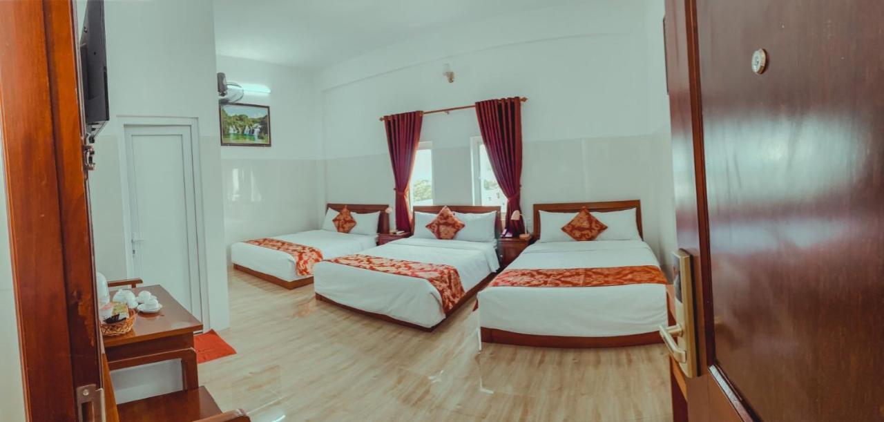 Hotel Khach San My Ngoc à Buôn Ma Thuột Extérieur photo