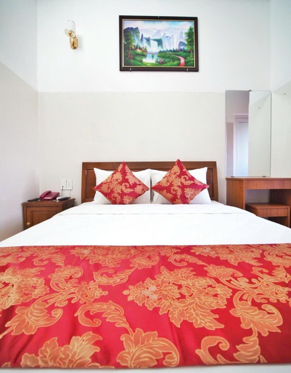 Hotel Khach San My Ngoc à Buôn Ma Thuột Extérieur photo